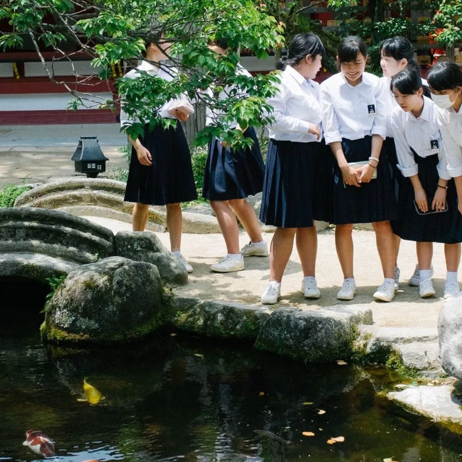 children in international school