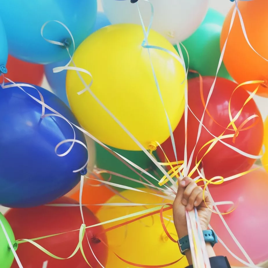 tokyo valentine balloons